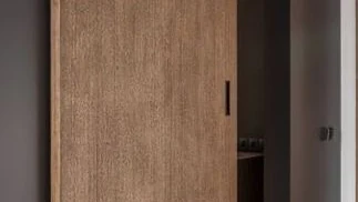 ابواب خشبية
