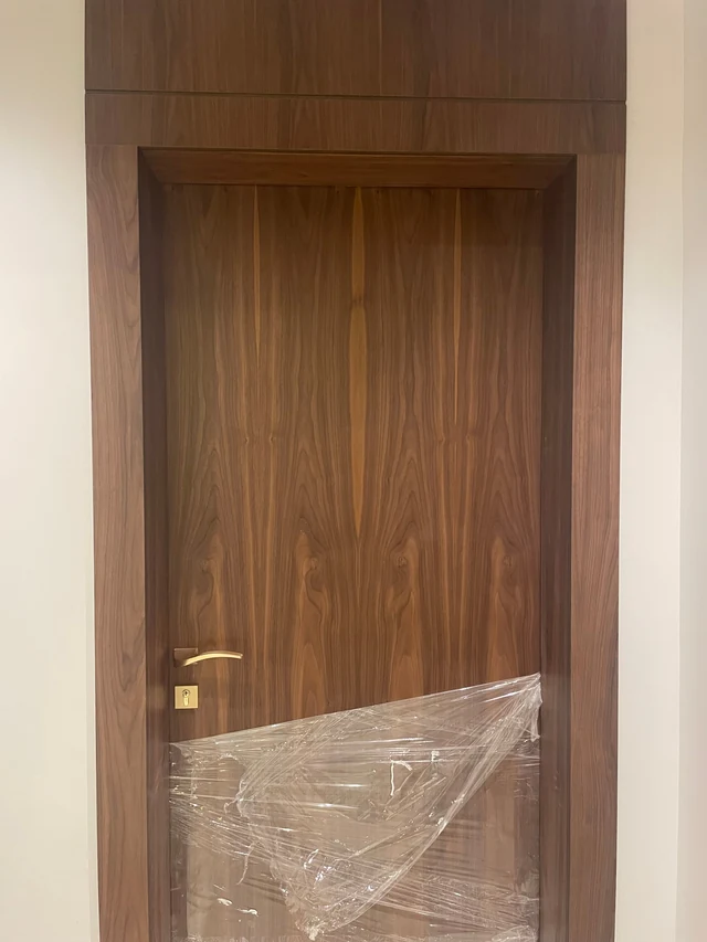 ابواب خشبية